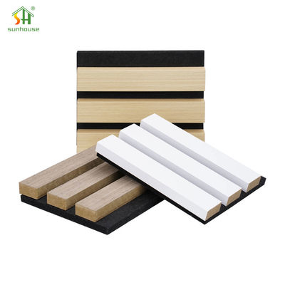 Un bon prix. Panneau de panneau mural acoustique décoratif acoustique pour utilisation de décoration extérieure intérieure en ligne
