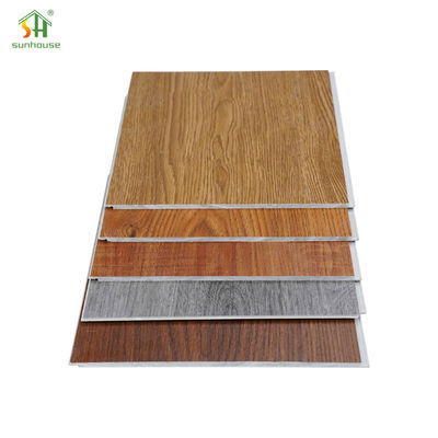 Planche de revêtement de sol étanche SPC Click pour utilisation en décoration intérieure et extérieure