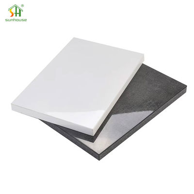 Un bon prix. Panneau MDF de mélamine résistant à l'humidité MDF, pour décoration intérieure et extérieure, utilisation en ligne