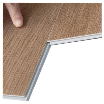 Un bon prix. Utilisation de décoration extérieure intérieure de planche de plancher de clic de SPC pour l'utilisation d'application de construction de bâtiments en ligne