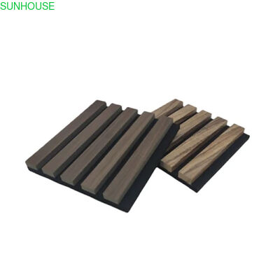 Un bon prix. Panneau de panneau mural acoustique insonorisant pour utilisation de décoration extérieure intérieure en ligne